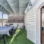 アパート Stonehouse Lino For 6 With Sea View トロギール