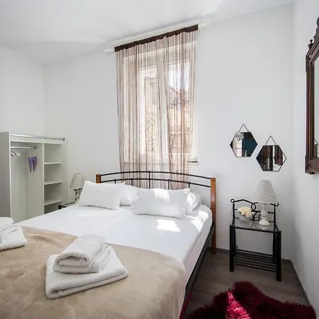 Stonehouse Lino For 6 With Sea View Διαμέρισμα Τρογκίρ