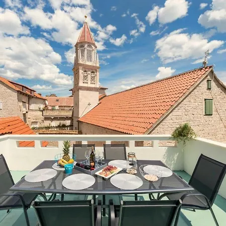 Stonehouse Lino For 6 With Sea View Apartman Trogir