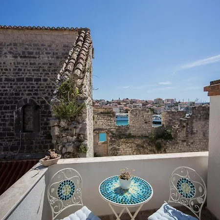 Apartman Stonehouse Lino For 6 With Sea View