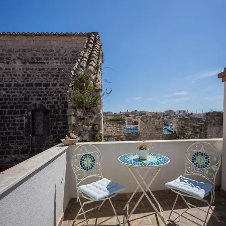 Apartman Stonehouse Lino For 6 With Sea View Trogir